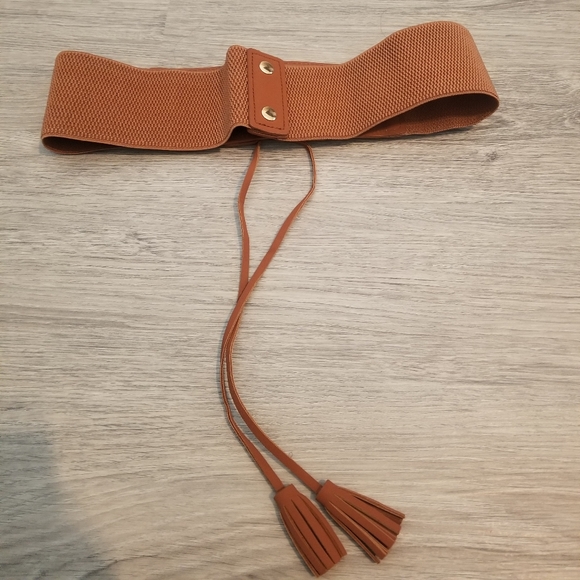 Belt - Picture 2 of 2